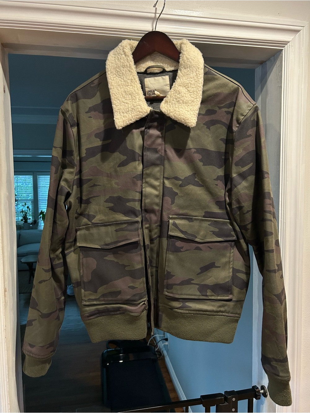 Men's Camouflage Sherpa Collar Bomber Jacket - Olive Camo